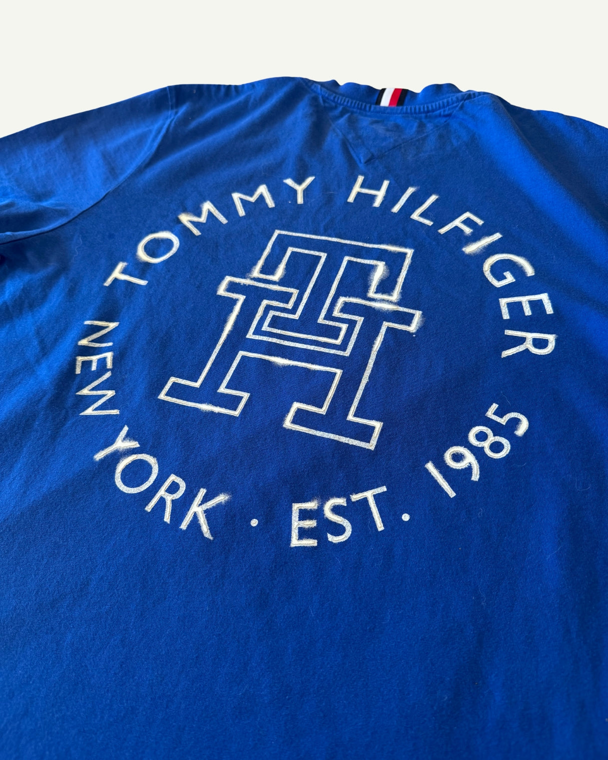 Playera azul Tommy Hilfiger