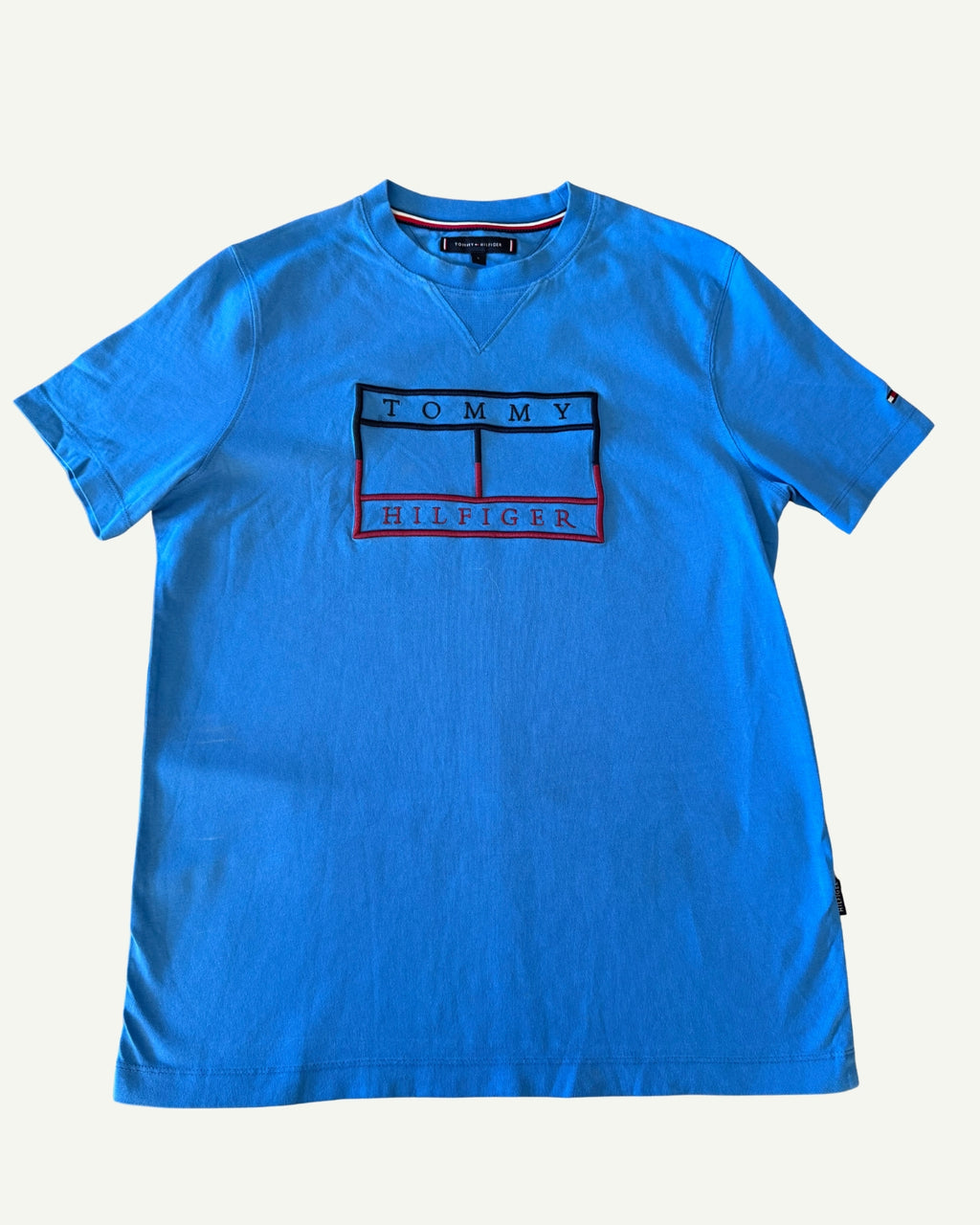 Playera celeste Tommy Hilfiger