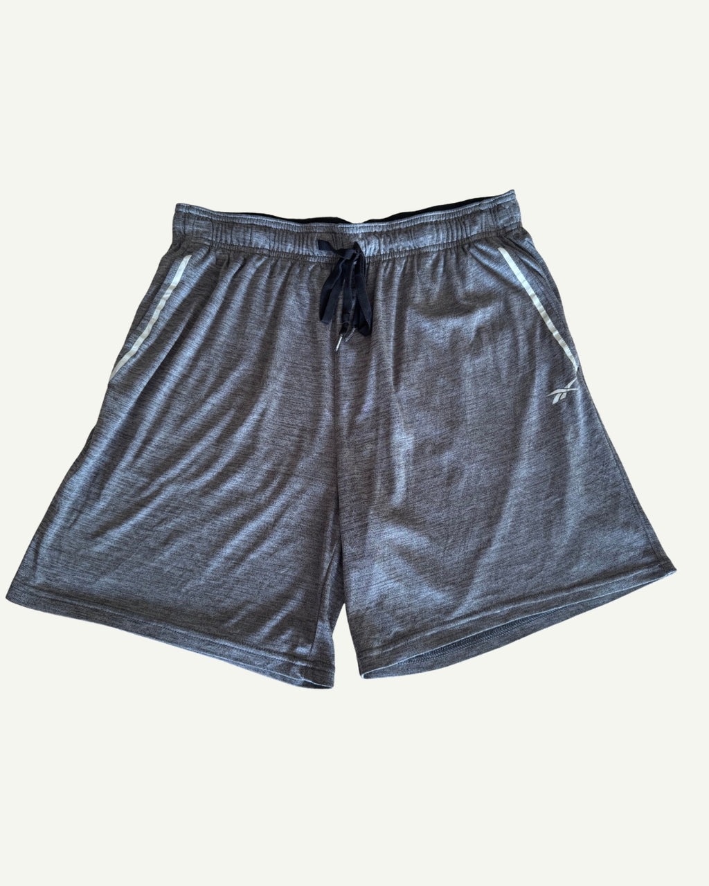 Short deportivo Reebok